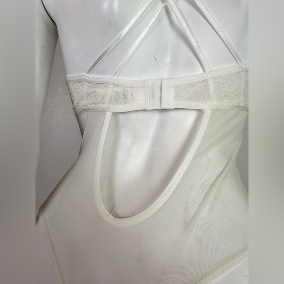 NWT hunkemöller Isabelle Bodysuit size Medium - Picture 16 of 16